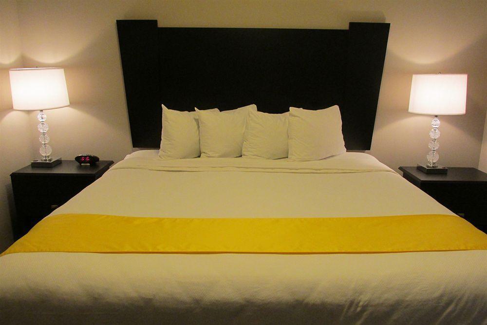 Okoboji Inn & Suites Milford Zewnętrze zdjęcie